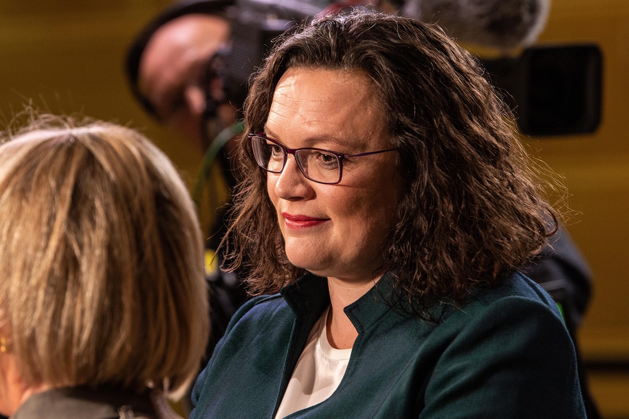 Performance-based lead reactivation for real estate agency retainer debate meeting