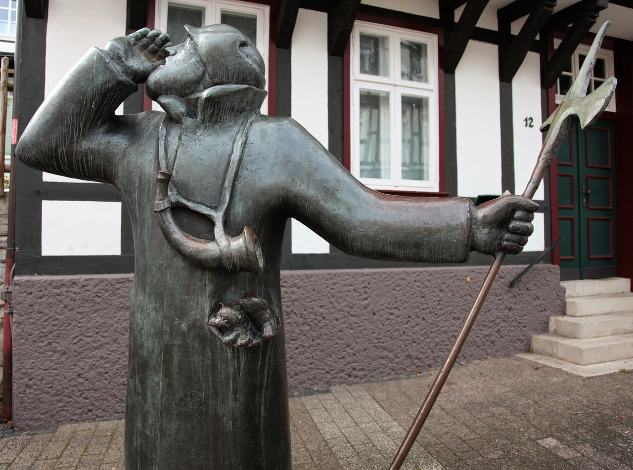 Nighttime voice agent answering calls for AI lead response for US insurance agencies